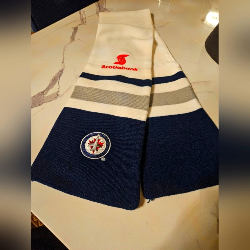 Winnipeg jets scarf new